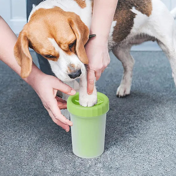 Dispozitiv de curățare pentru lăbuțele animalelor de companie | PAWSANI
